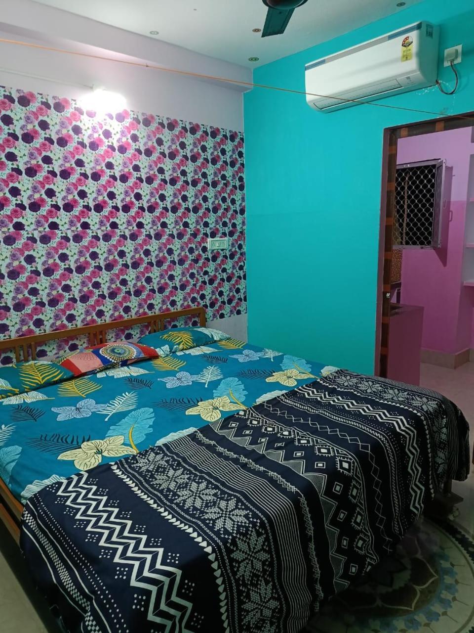 Jharana Guest House Пури Экстерьер фото